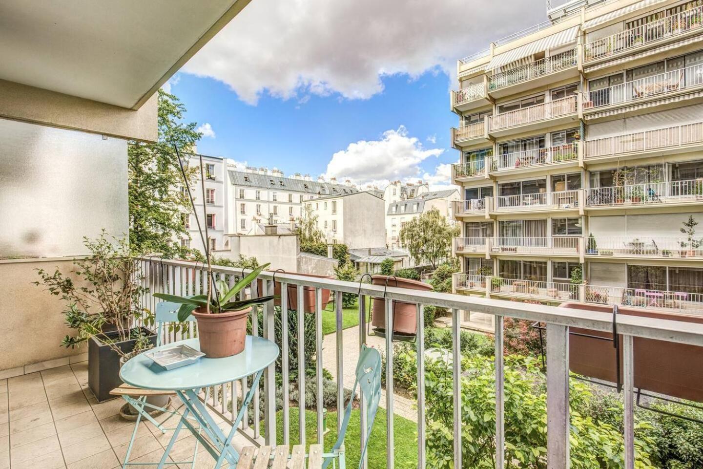 Rue Saint-maur 1-bed Balcony And View Appartement Paris